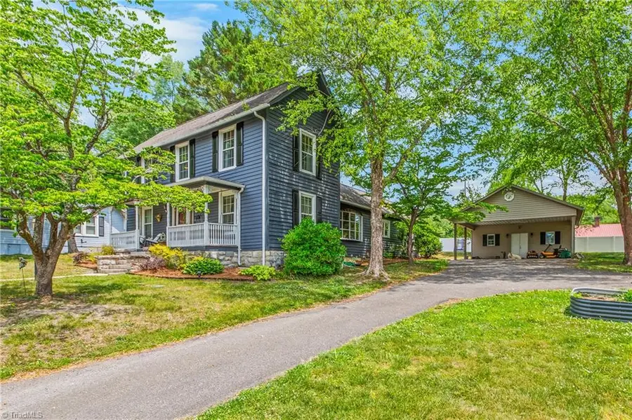 123 Worth Street, Mount Airy, NC 27030 - #2