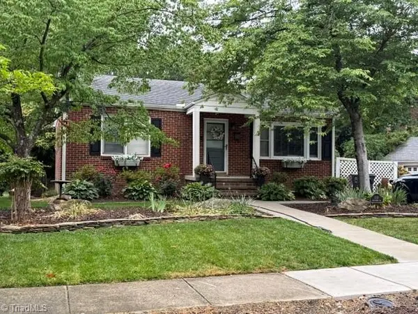 110 Mayflower Drive, Greensboro, NC 27403