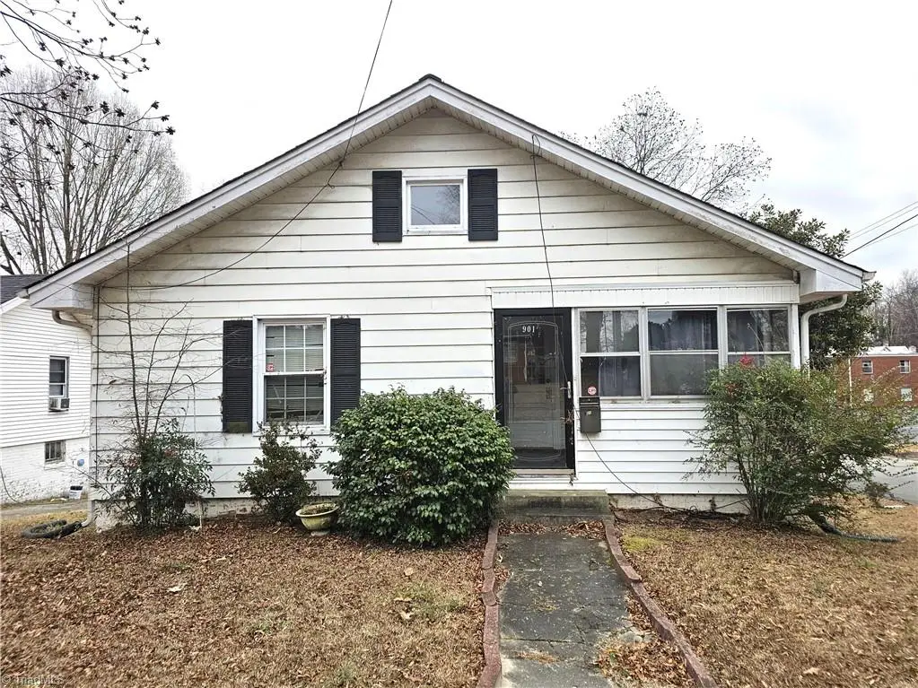 901 Grace Avenue, Burlington, NC 27217 - #1