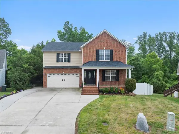 206 Princeton Crossing, Thomasville, NC 27360
