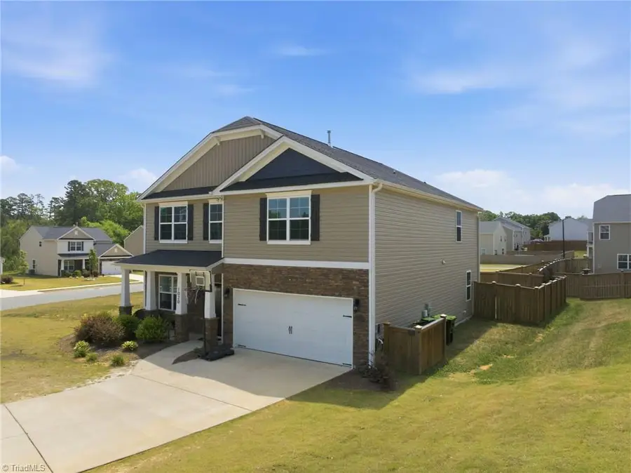 1020 Broadlands Way, Graham, NC 27253 - #3