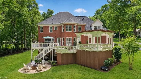 8508 Rosedale Drive, Oak Ridge, NC 27310