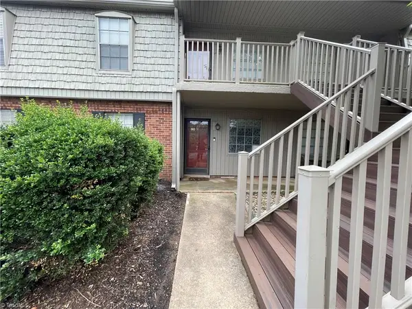 3812 Country Club Road #B, Winston-Salem, NC 27104