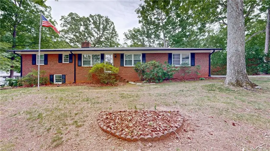 7950 E Holly Grove Road, Thomasville, NC 27360 - #3