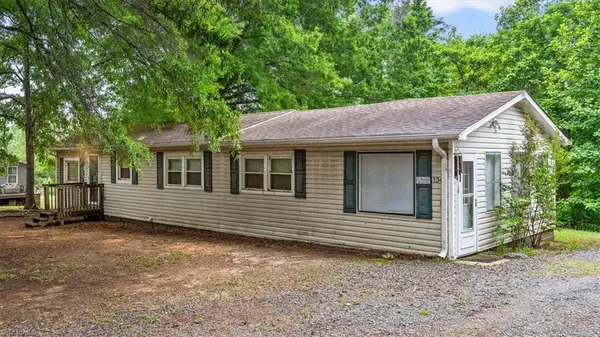 134 Shamu Drive, Reidsville, NC 27320