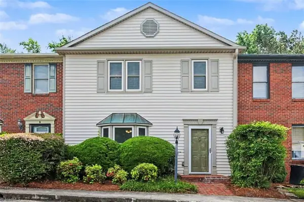 903 Park Place Drive, Kernersville, NC 27284