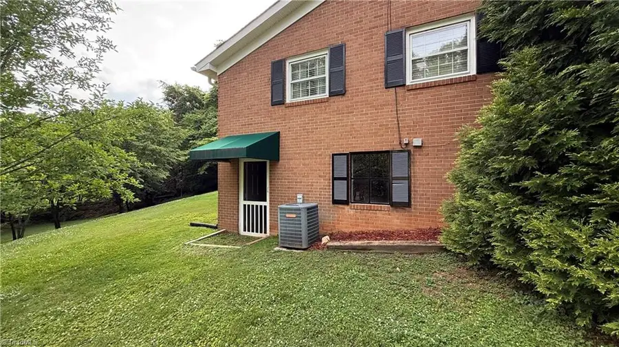 163 Florida Avenue, Mount Airy, NC 27030 - #3