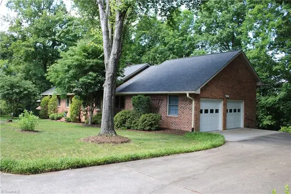 329 Laurel Street, Mount Airy, NC 27030