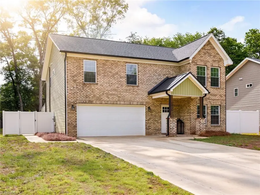 2938 Lashmit Drive, Winston Salem, NC 27103 - #2