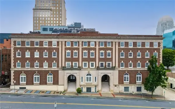 315 N Spruce Street #304, Winston-Salem, NC 27101
