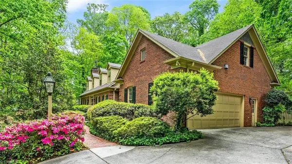 5511 Wallace Drive, Greensboro, NC 27407