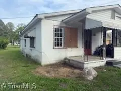 806 Martin Street, Fremont, NC 27830 - #3