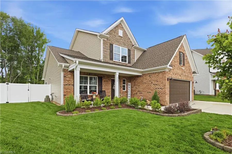 222 Moravian Court, Advance, NC 27006 - #2