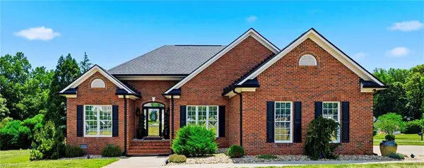 2208 Saint Bride Court, Mebane, NC 27302