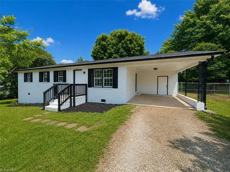 7362 Lansdowne Place, Thomasville, NC 27360 - #2