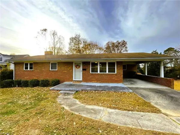 1142 Liberty Drive, Thomasville, NC 27360