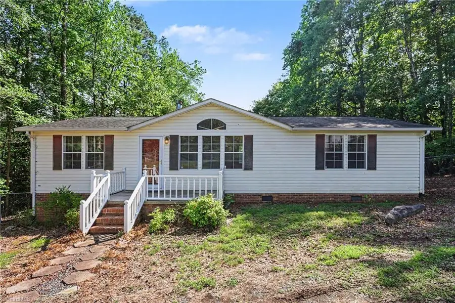 194 Pinehaven Drive, New London, NC 28127 - #2