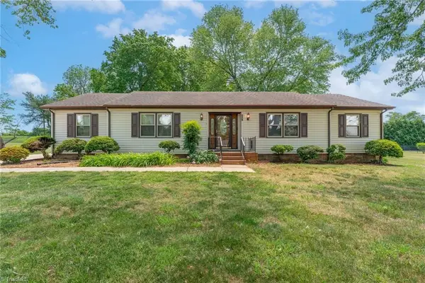 154 Meadowview Road, Mocksville, NC 27028