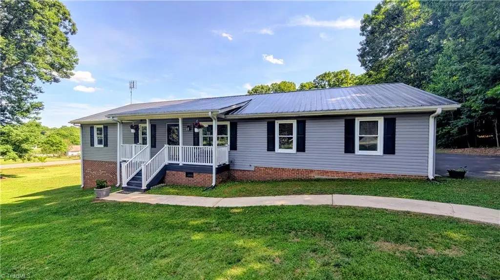 2474 Woodridge Drive, Asheboro, NC 27205 - #1