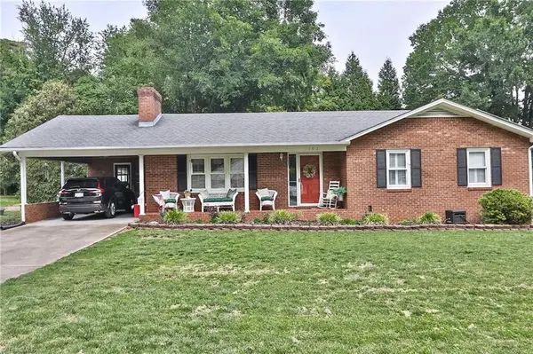 167 Speas Avenue, Boonville, NC 27011