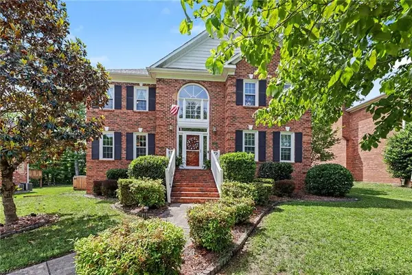 4504 Carriagebrook Court, Clemmons, NC 27012