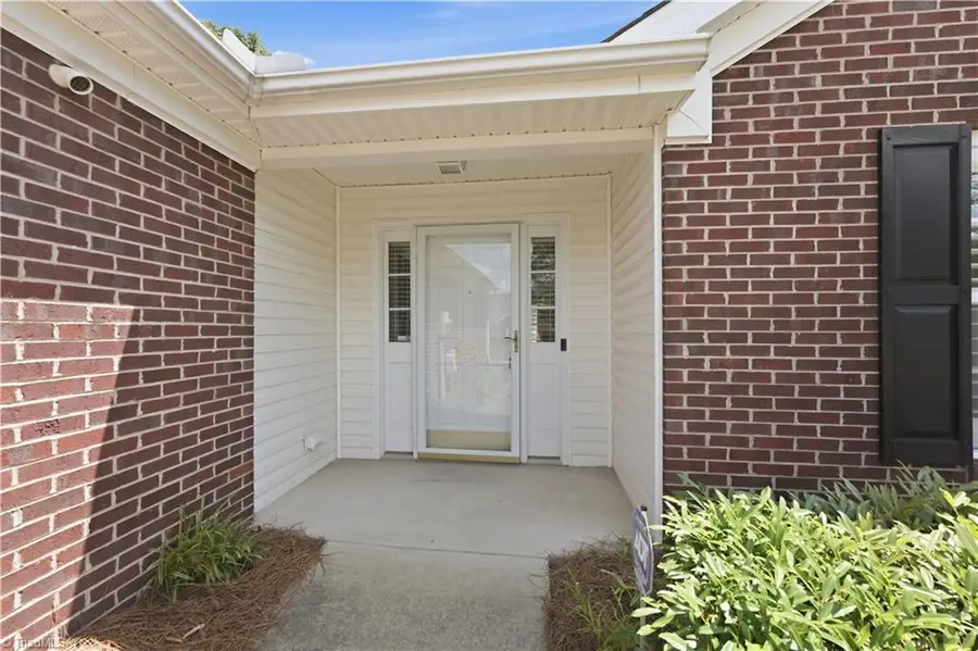 2035 Sweetbay Circle, Burlington, NC 27215 - #2