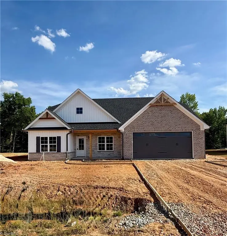 377 Enclave Drive, Clemmons, NC 27012 - #1