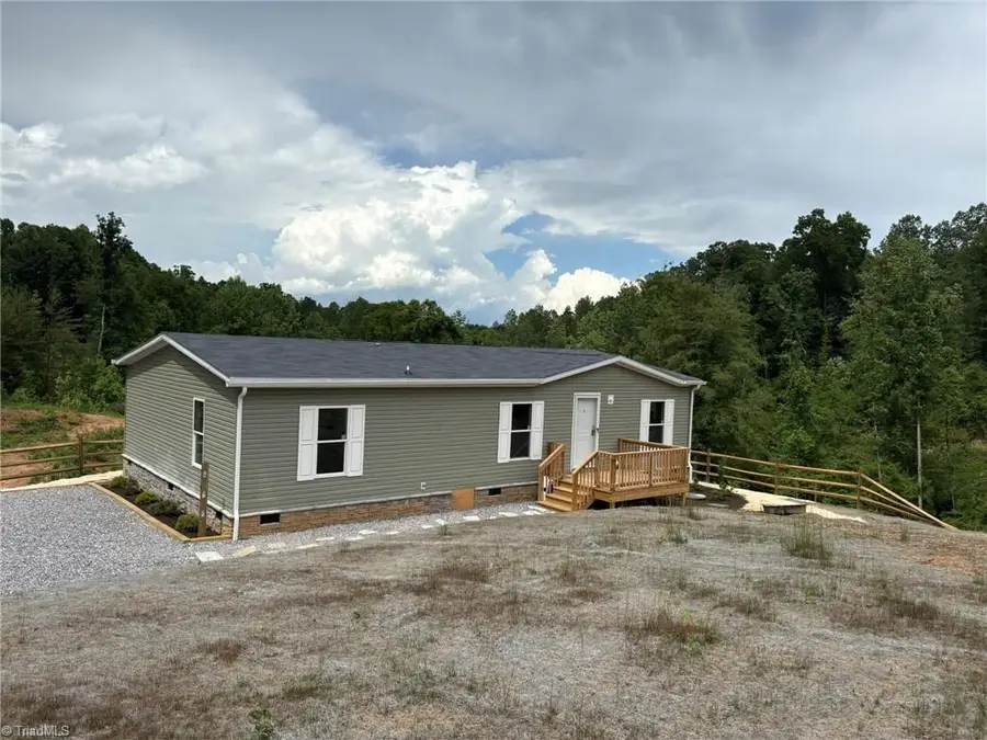 356 Old Moravian Falls Road, Wilkesboro, NC 28697 - #3