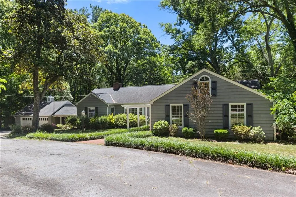 521 Buckingham Road, Winston Salem, NC 27104 - #1