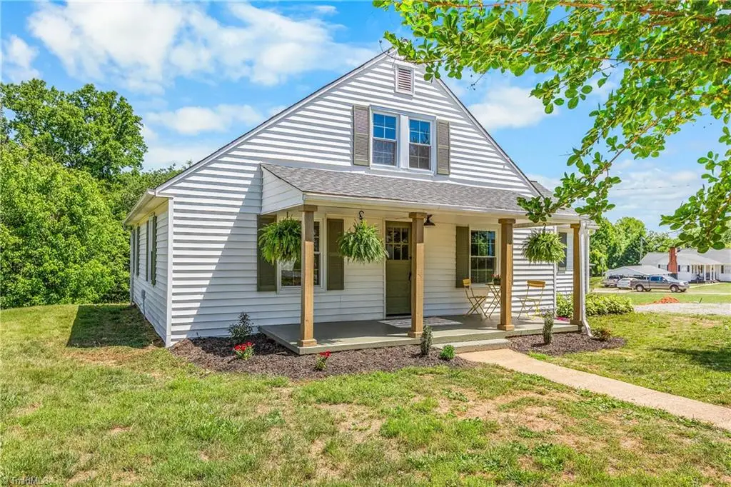 159 Decatur Avenue, Elkin, NC 28621 - #1