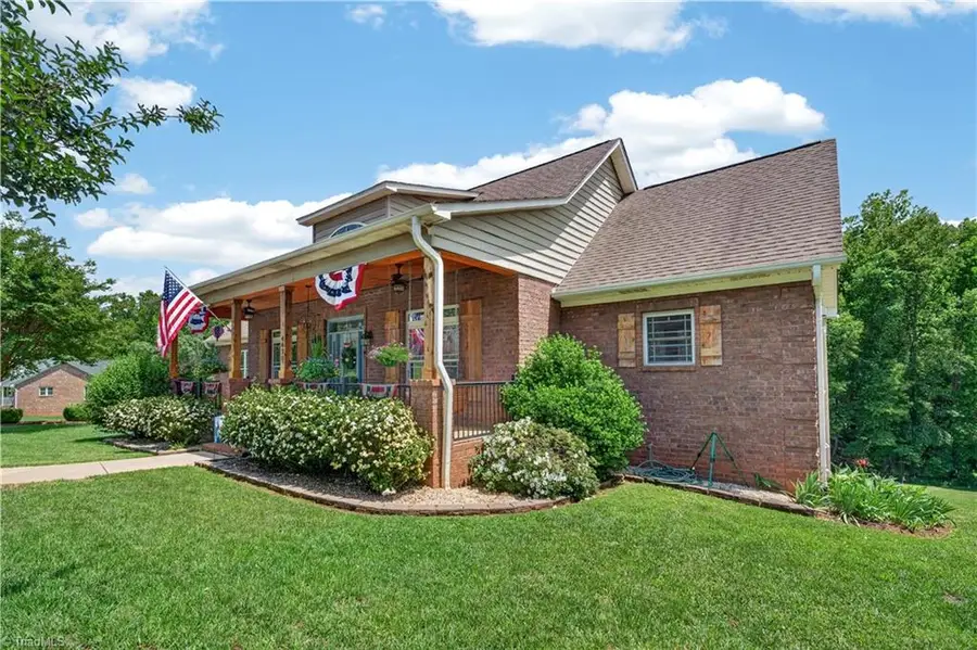 4630 Fern Creek Drive, Tobaccoville, NC 27050 - #3