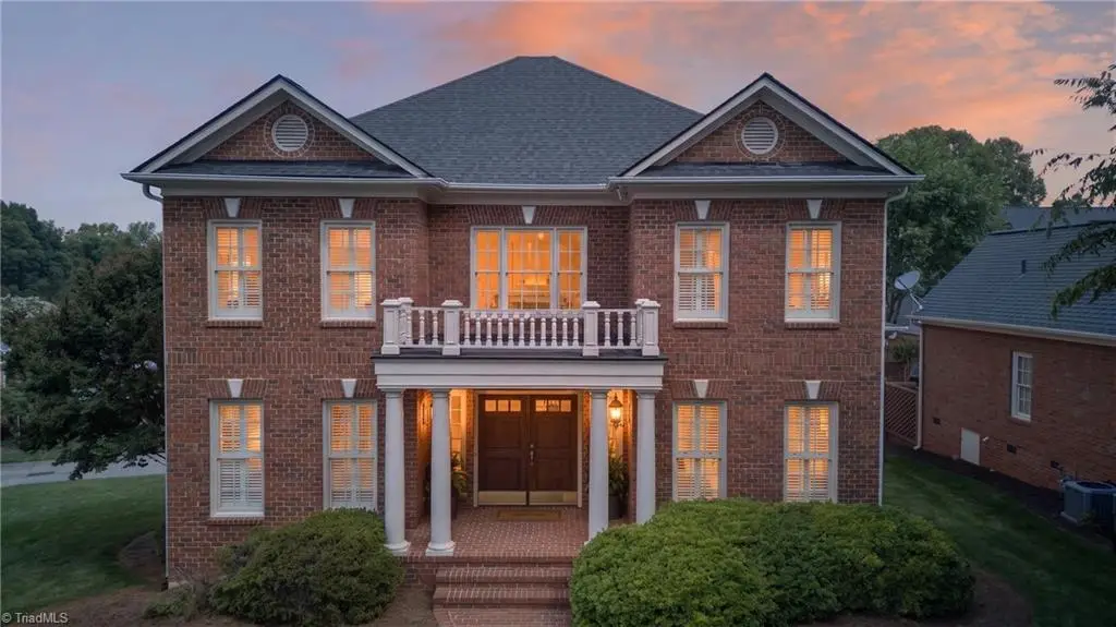 19 Thimbleberry Square, Greensboro, NC 27455 - #1