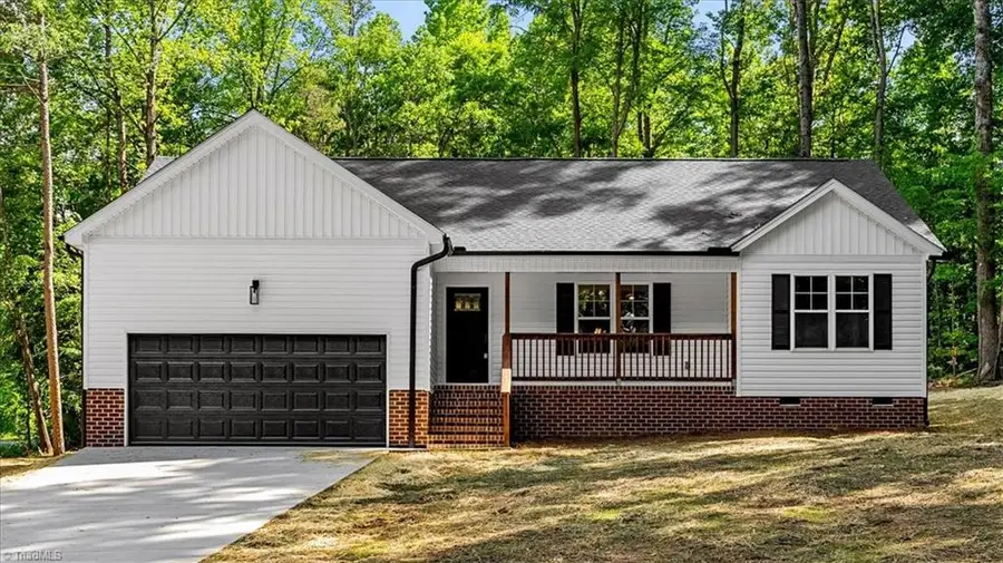 4007 Village Drive, Trinity, NC 27370 - #2