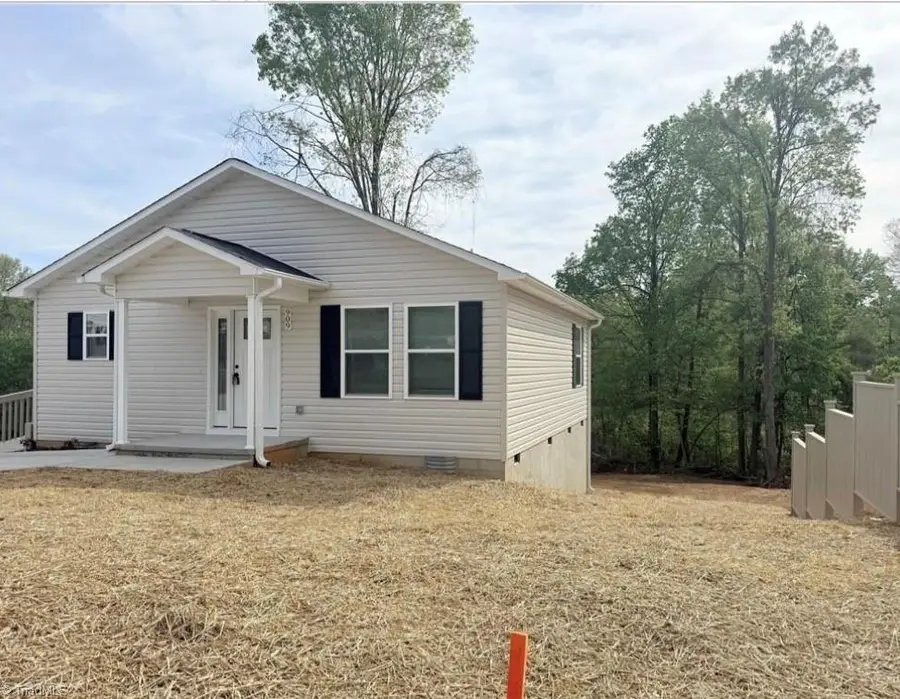907 Eleanor Drive, Lexington, NC 27295 - #2