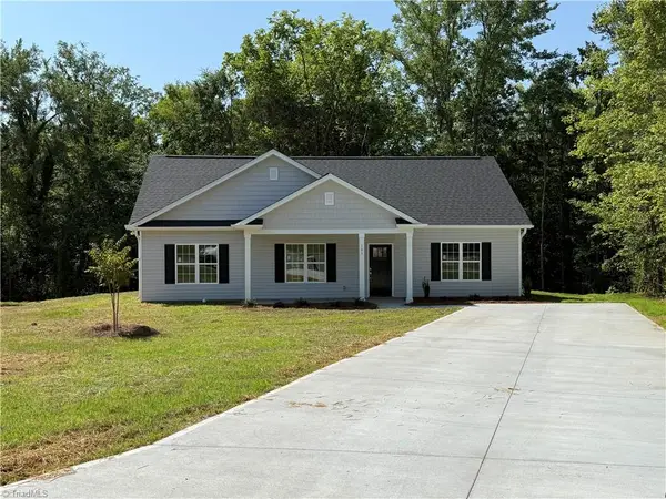 104 Meta Breeze Lane, Mocksville, NC 27028