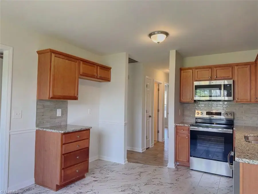 5828 Huckleberry Court, Winston Salem, NC 27105 - #3