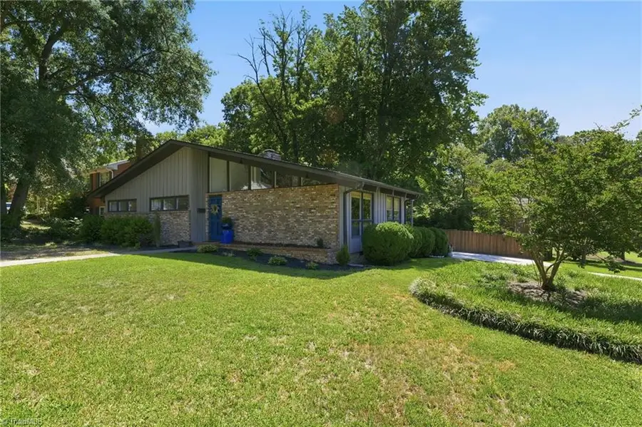 2607 Woodview Drive, Greensboro, NC 27408 - #3