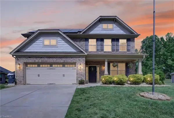 906 Maxine Street, Kernersville, NC 27284