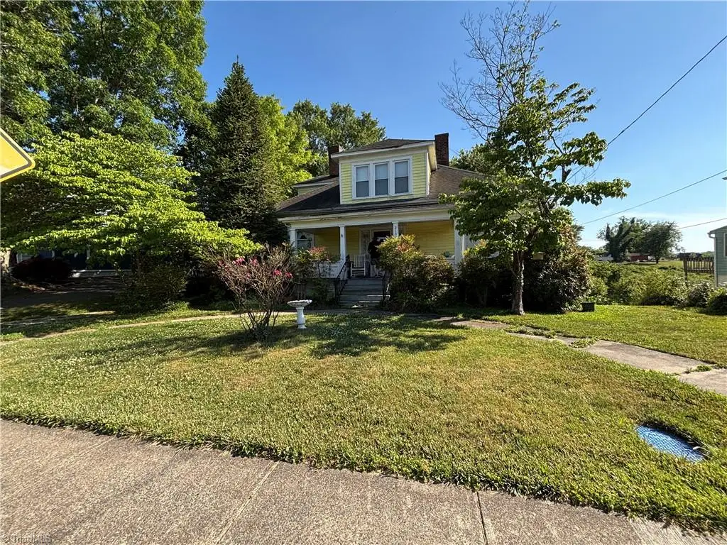 215 Orchard Street, Mount Airy, NC 27030 - #1