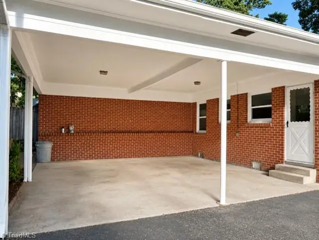 203 Rockspring Drive, Thomasville, NC 27360 - #3