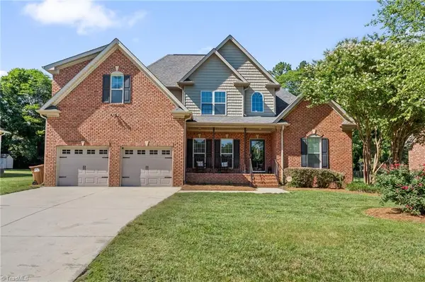 192 Loganberry Court, Clemmons, NC 27012
