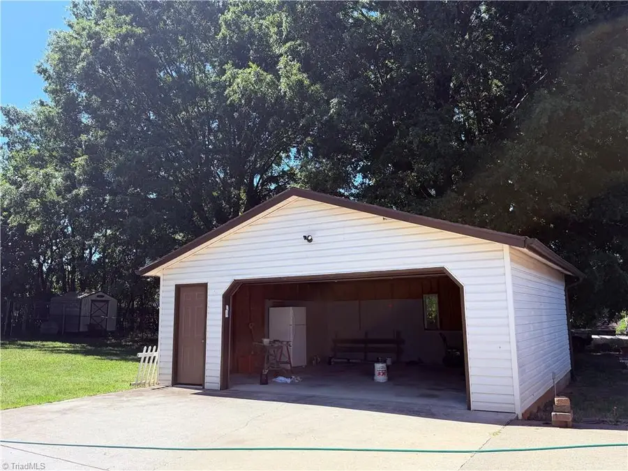 504 Hemingway Street, Winston Salem, NC 27127 - #3