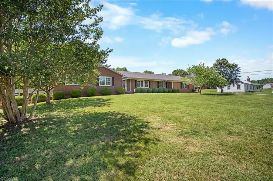 533 Rockway Drive, Lexington, NC 27295 - #2