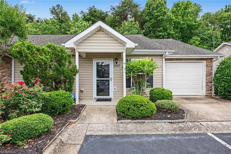 2957 Hyde Place Circle, Winston Salem, NC 27103 - #3