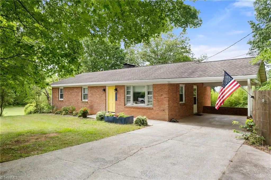 2136 Shacktown Road, Yadkinville, NC 27055 - #1