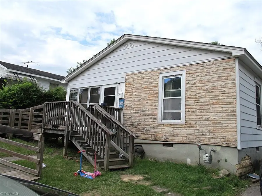 300 Winston Street, Thomasville, NC 27360 - #2