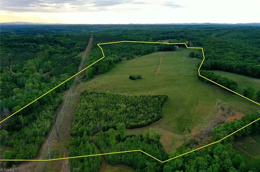 258 Peaceful Lane, Cascade, VA 24069 - #3