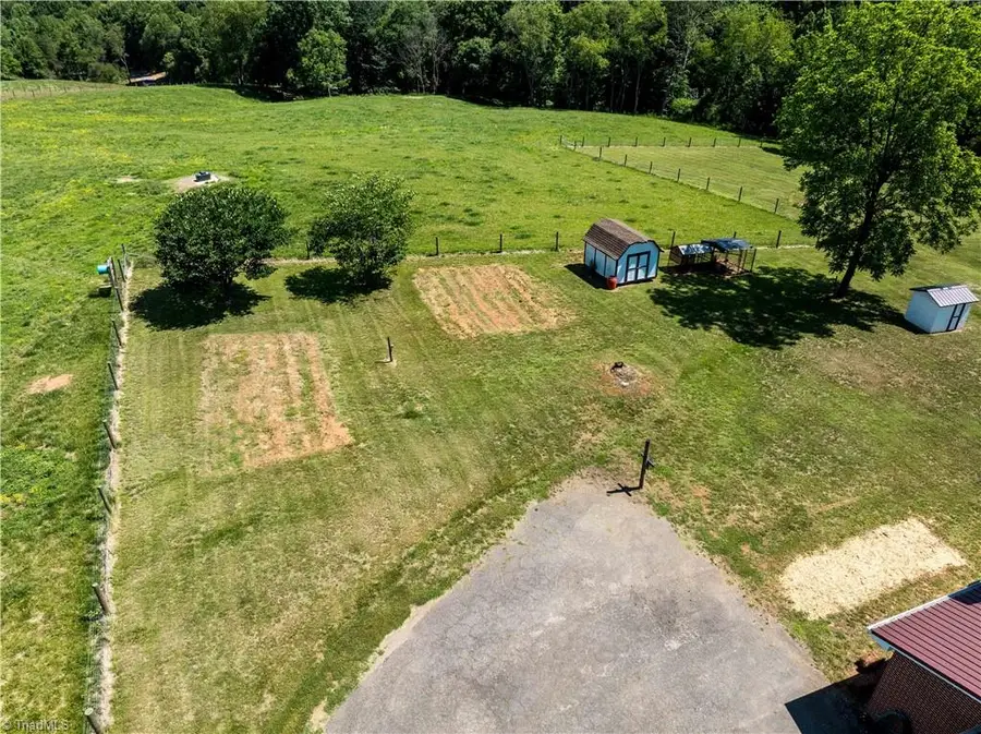 5800 Bethel Road, Jonesville, NC 28642 - #3