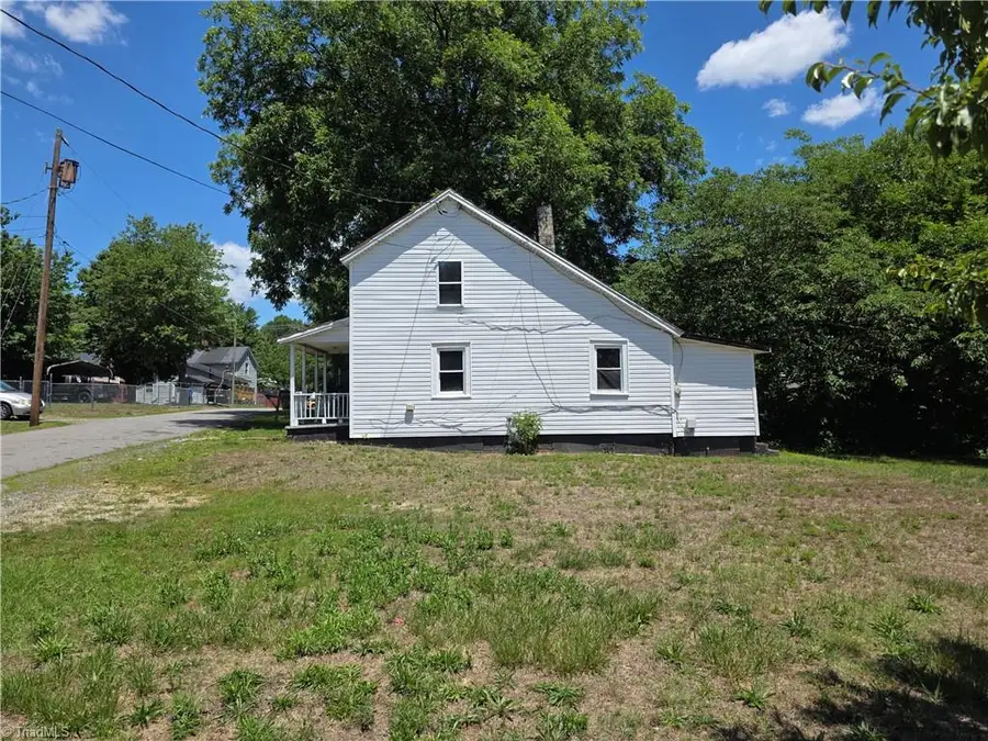 207 Neal Street, Reidsville, NC 27320 - #3