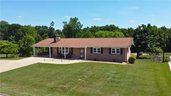1458 Cartpath Road, North Wilkesboro, NC 28659